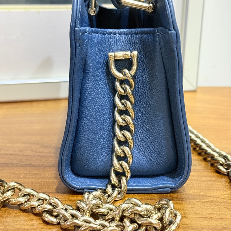 低於專櫃半價🫶🏻9新✨穿牛仔非常好看的香奈兒包💙CHANEL 18公分 有精緻感的把手 經典優雅菱格紋 有個性的包型-43