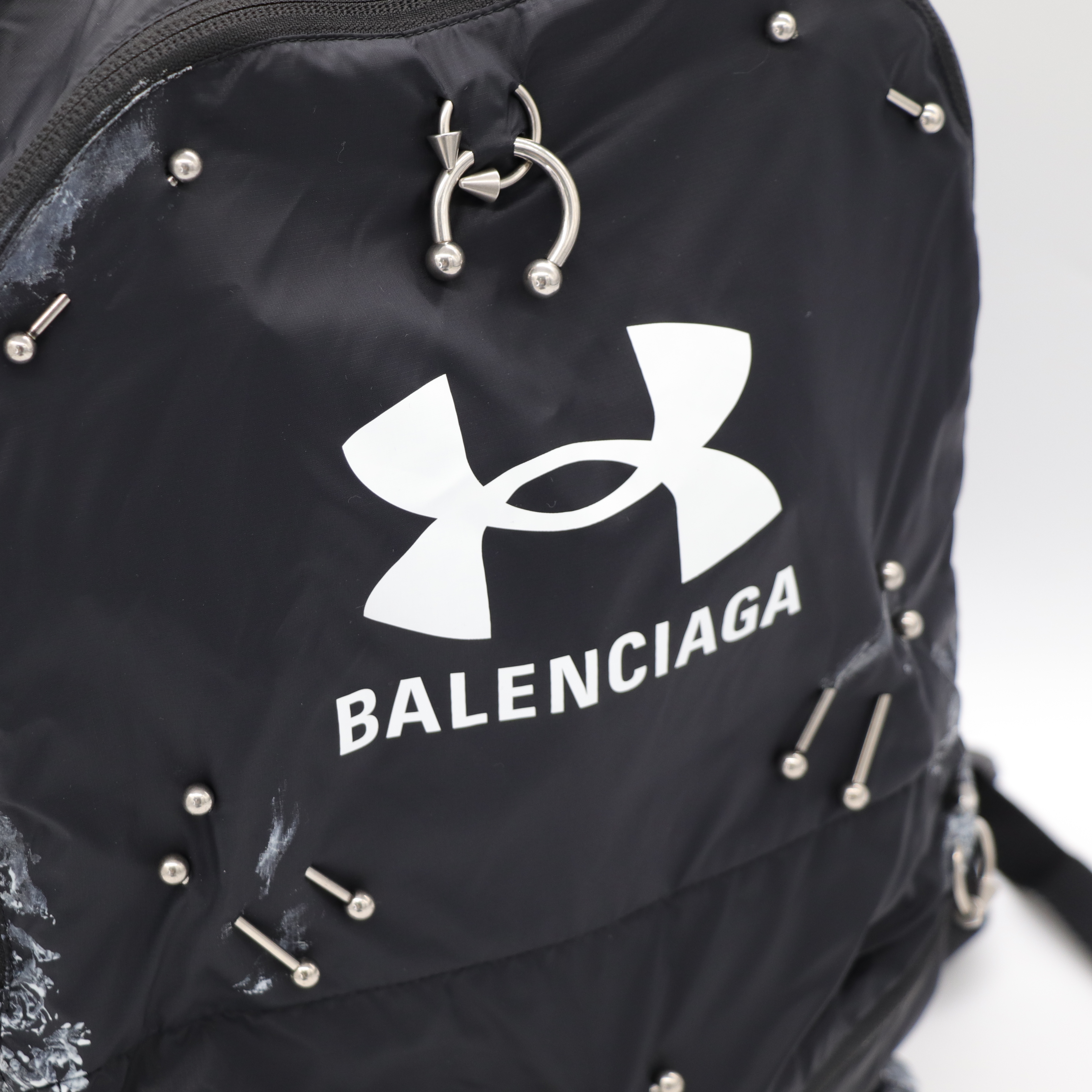 "巴黎世家X UNDER ARMOUR 後背包"-4