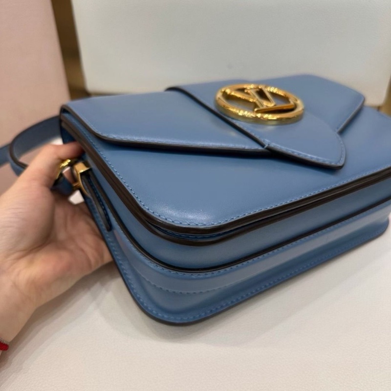 LV Pont9 藍色全皮郵差包23*16  9新 配件塵袋-7