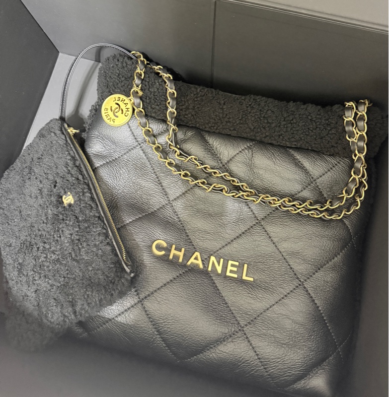 省下快十萬🫣香奈兒 黑色22包 小號 買不到的黑色泰迪熊羔羊絨 毛毛包-1
