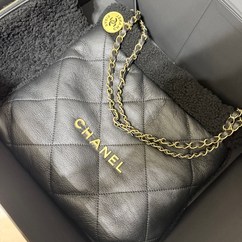 省下快十萬🫣香奈兒 黑色22包 小號 買不到的黑色泰迪熊羔羊絨 毛毛包-5
