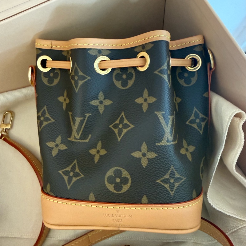 全新LV老花 NANO NOE mini束繩束口水桶包(可拆式手把/肩帶)M81266-5