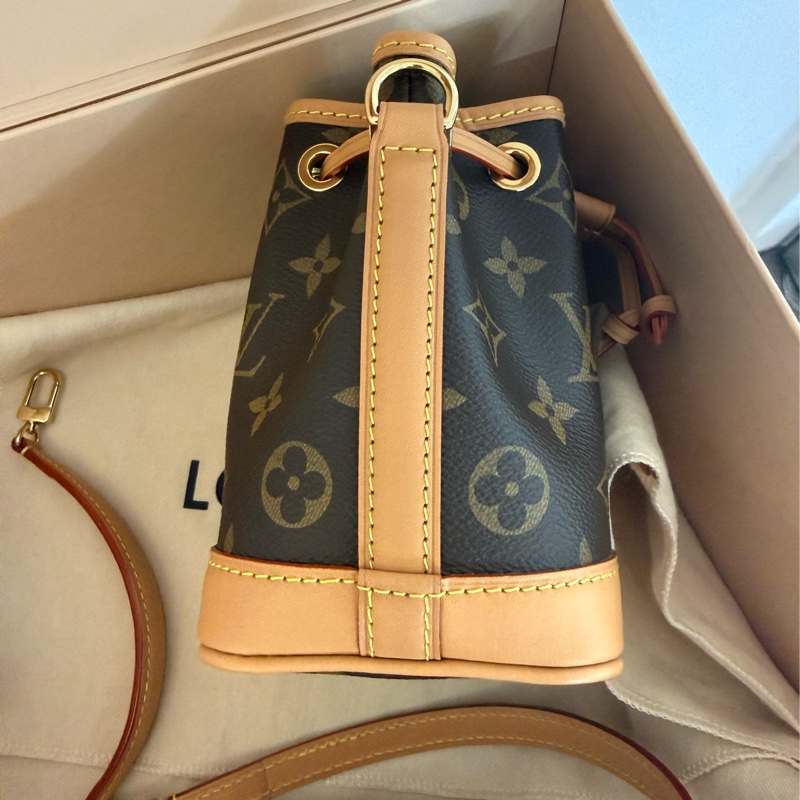 全新LV老花 NANO NOE mini束繩束口水桶包(可拆式手把/肩帶)M81266-6
