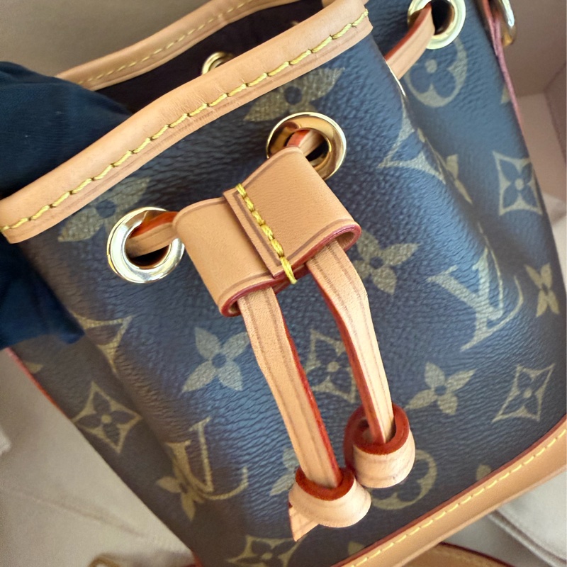 全新LV老花 NANO NOE mini束繩束口水桶包(可拆式手把/肩帶)M81266-9