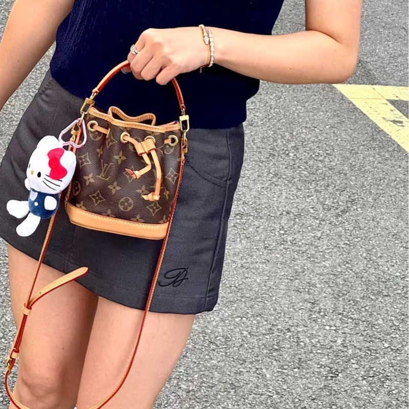 全新LV老花 NANO NOE mini束繩束口水桶包(可拆式手把/肩帶)M81266-10