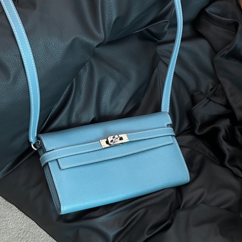 Hermes • Kelly Long 牛仔藍Epsom皮銀釦長夾 帶膜
