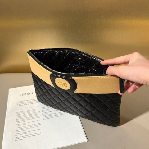 Chanel 黑色拼米金 手拿包 27*20cm 9新 配件塵袋