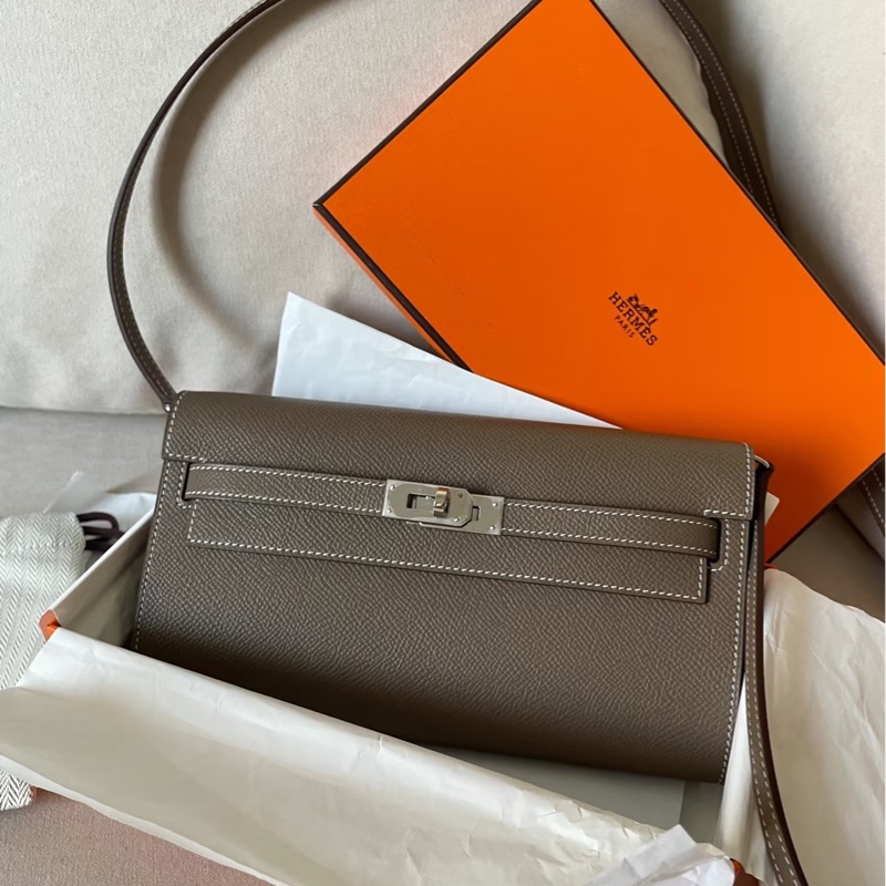 Hermes • Kelly Long 大象灰銀釦長夾 Epsom皮 全配附盒-0