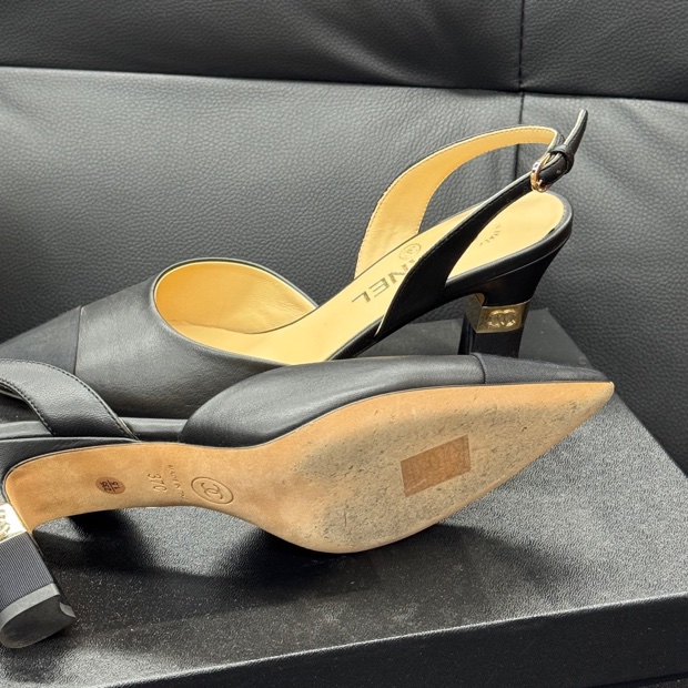 Chanel 香奈兒 黑色粗根後系帶 優雅羊皮 高跟鞋 涼鞋 37碼-5