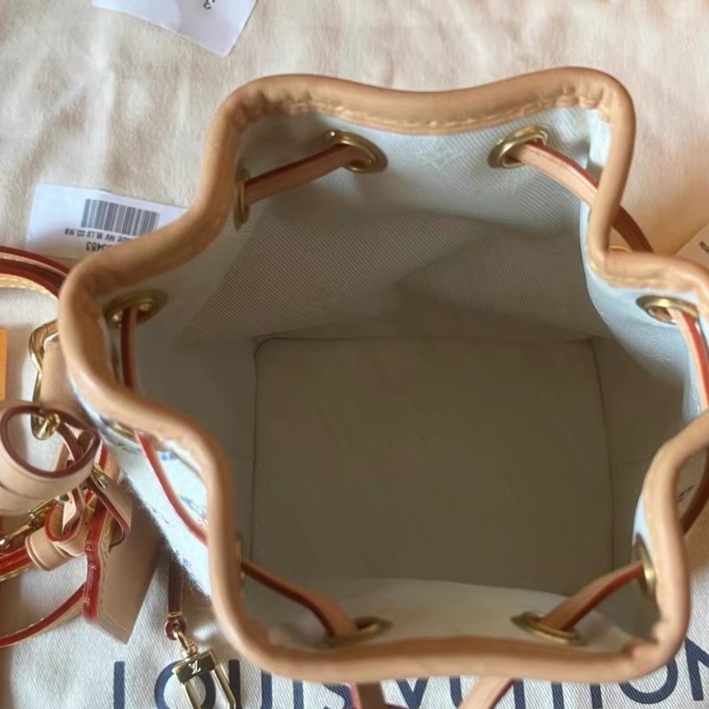 LV 限定款NOE Nano Nautical航海系列  抽繩小水桶 芯片款 帆布配皮 新配色夢幻紫刺繡logo 16*13*10cm  99新配件塵袋 肩帶 盒子 購證-6