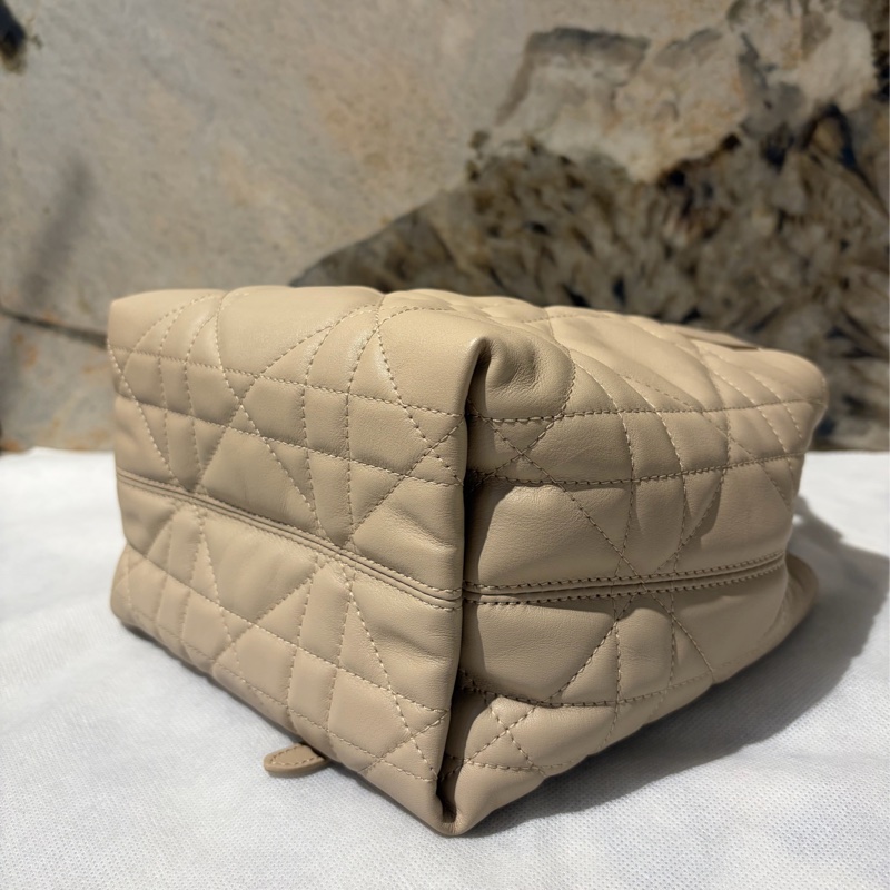 Dior沙丘褐小牛皮Toujours水桶側背包-5