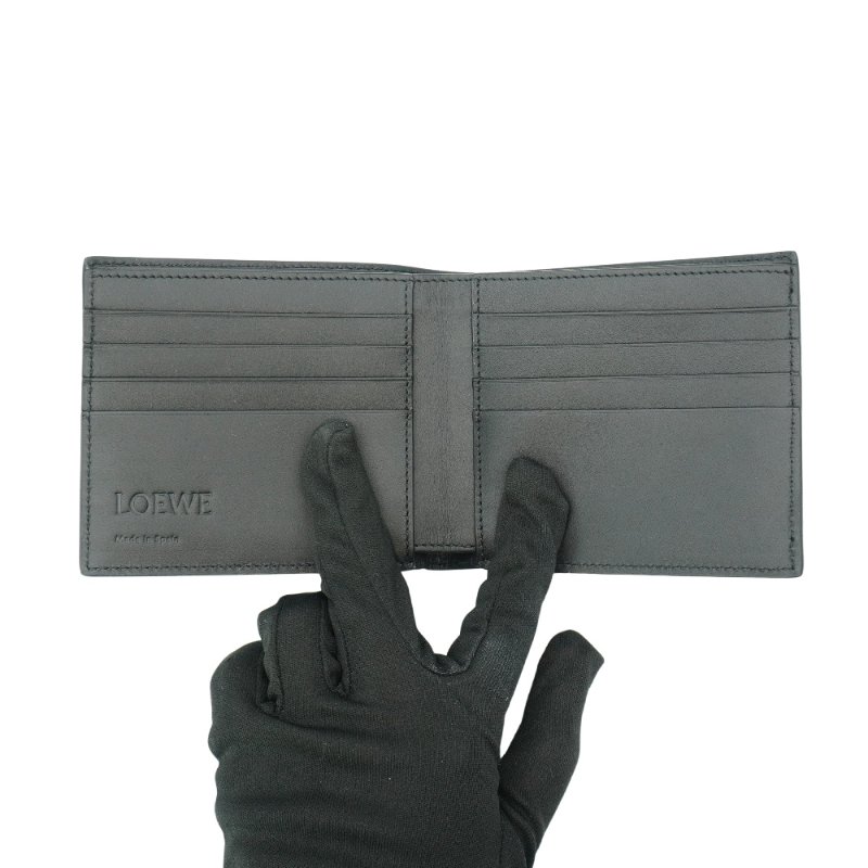 Loewe 滑面皮革品牌浮雕logo八卡對開短夾(黑)-4