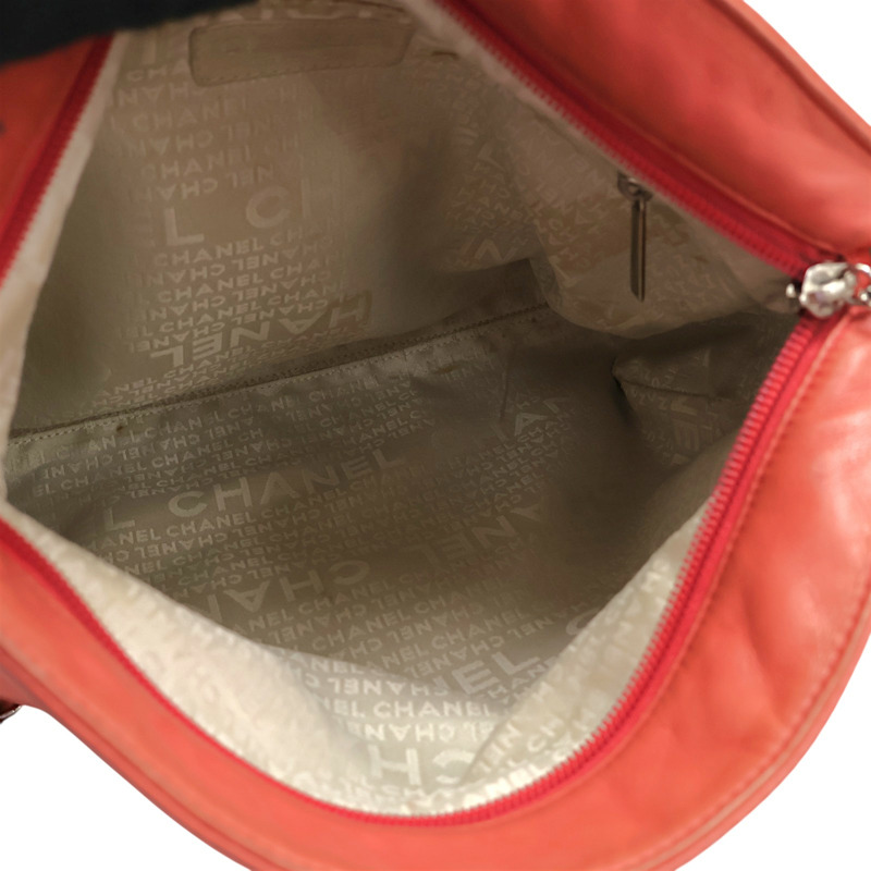 粉色 羊皮 Ultimate Soft Hobo 肩背包 A28573【CHANEL 香奈兒】 A28573-2