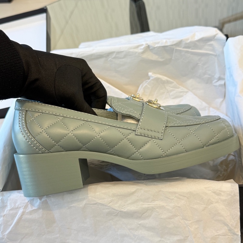 閒置未使用CHANEL香奈兒 樂福鞋 尺碼38碼：S印-2