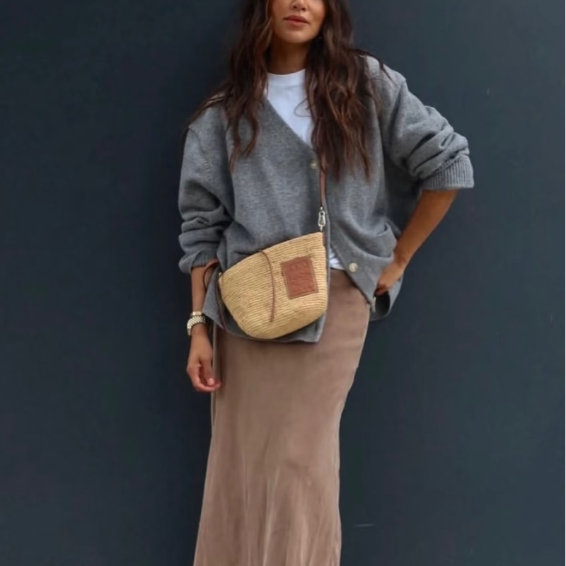 Loewe 草編水桶包 竹編包-1