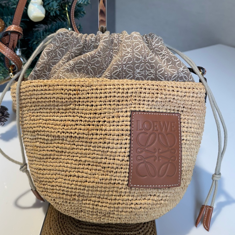 Loewe 草編水桶包 竹編包-5