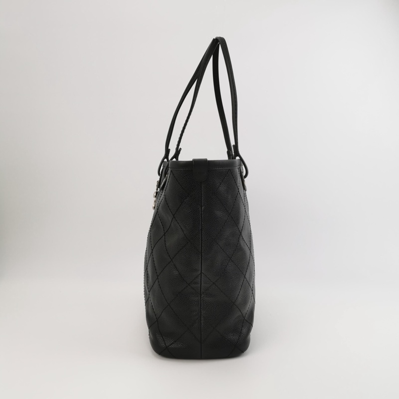 Chanel 牛皮純色菱格絎縫單肩包 尺寸約33x29-1