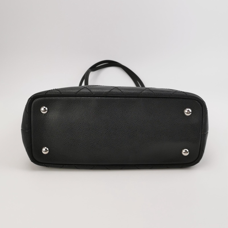 Chanel 牛皮純色菱格絎縫單肩包 尺寸約33x29-4