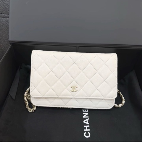 香奈兒斜挎包荔枝牛皮