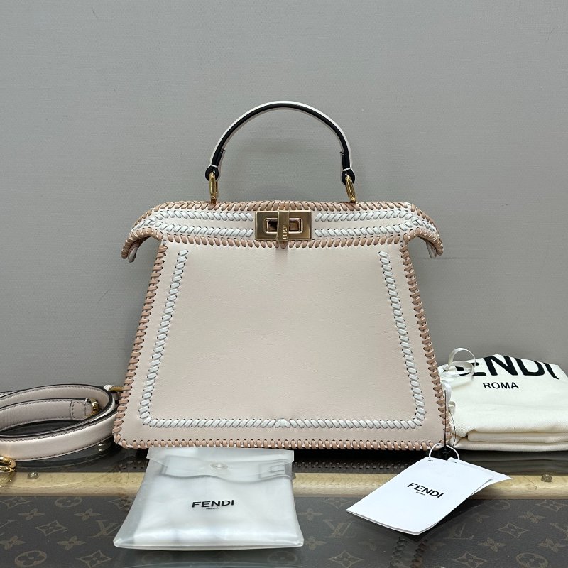 FENDI 山茶花白Peekaboo ISeeu 手提肩背斜背包28*21*12 99新配件塵袋 雨衣 吊牌-3