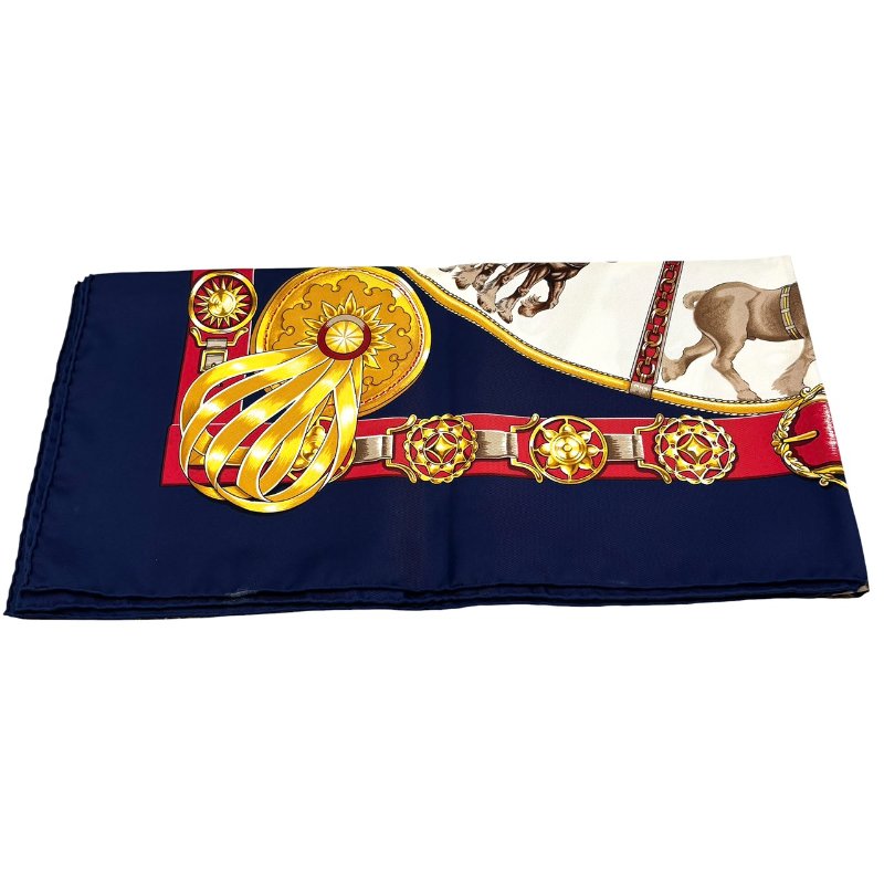 【美收精品】Hermes 真絲方巾 C-386【隔月月中將轉賣至日本 上架期限30天】-1