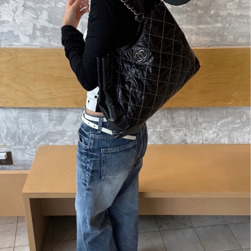 chanel/香奈兒 黑銀外縫線購物袋機場包tote 13開 尺寸42*30  好成色極新-6