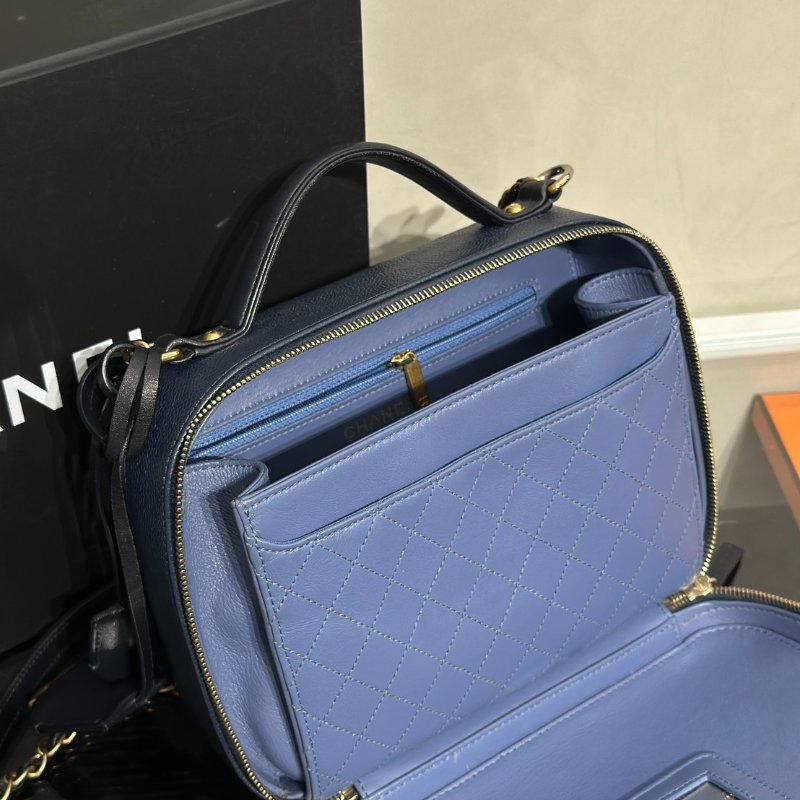 CHANEL Vanity case - 大號深藍24開-6