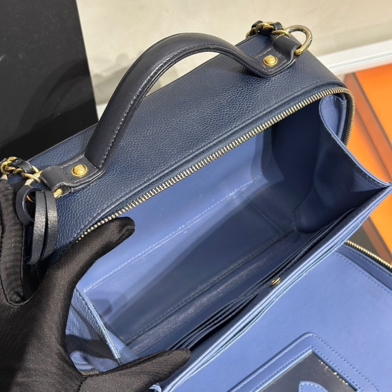 CHANEL Vanity case - 大號深藍24開-8