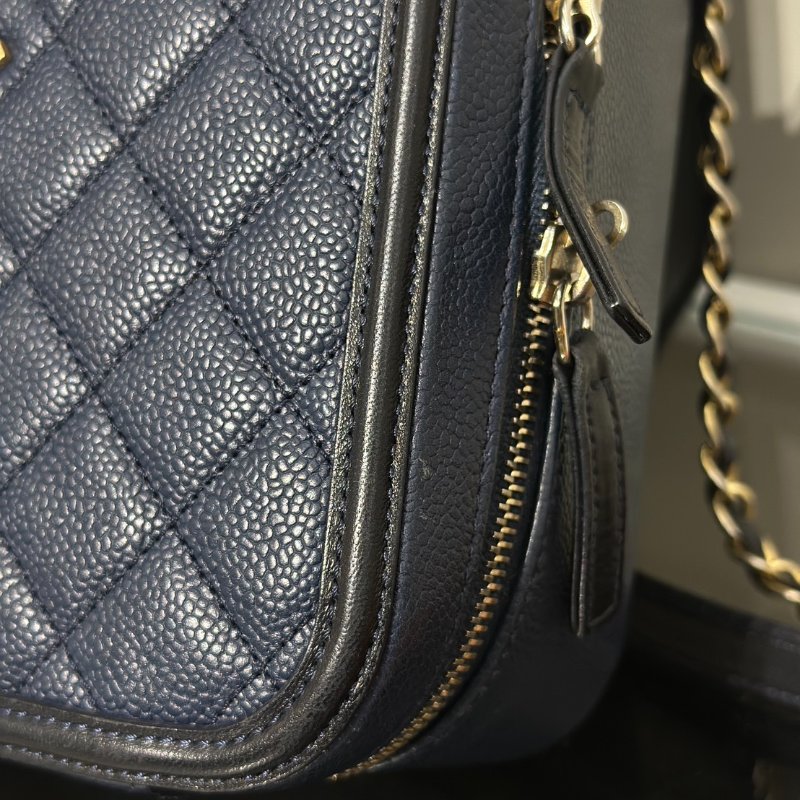 CHANEL Vanity case - 大號深藍24開-13