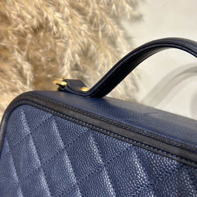 CHANEL Vanity case - 大號深藍24開-14