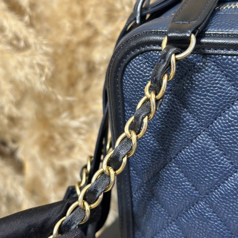 CHANEL Vanity case - 大號深藍24開-16