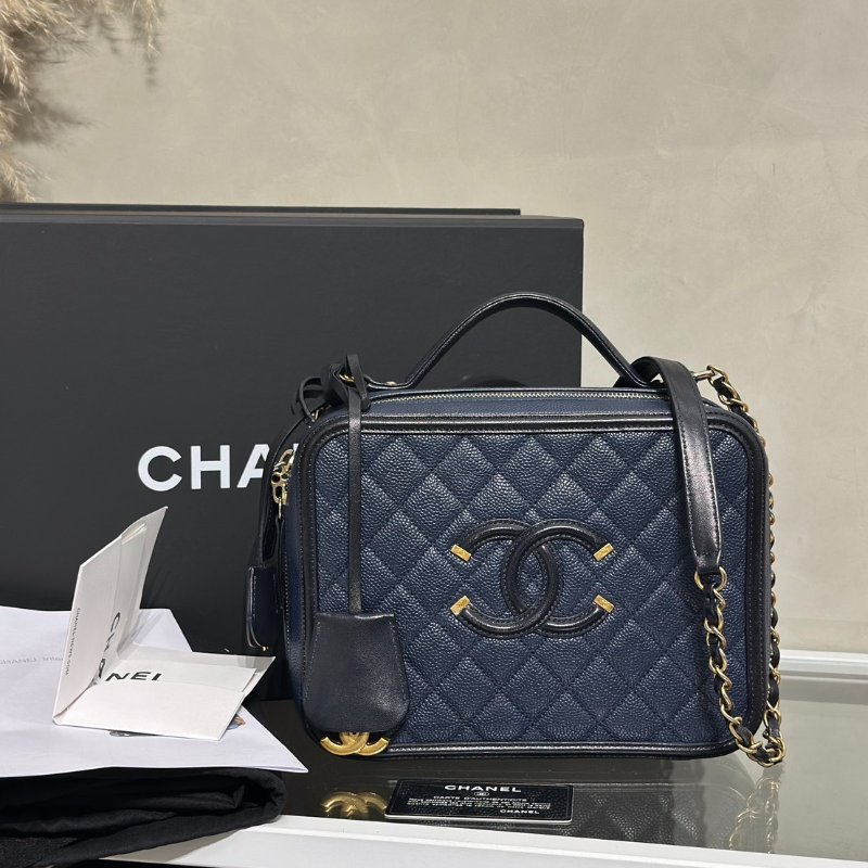 CHANEL Vanity case - 大號深藍24開-19