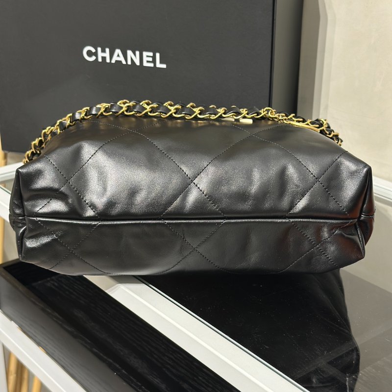 CHANEL 22 Bag - 小號白字黑金-4