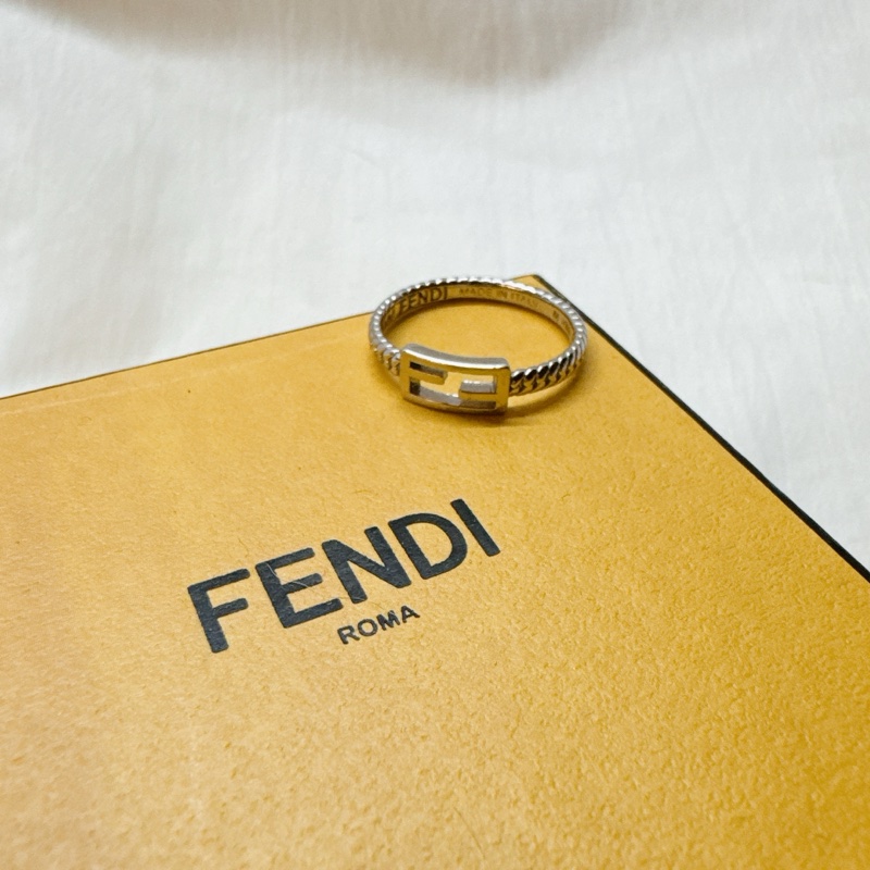 二手正品Fendi芬迪Baguette銀色FF戒指 fendi戒指 fendi銀戒 fendi配件-1