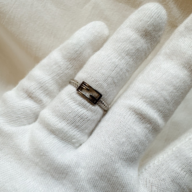 二手正品Fendi芬迪Baguette銀色FF戒指 fendi戒指 fendi銀戒 fendi配件-3