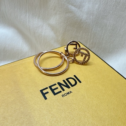 二手正品芬迪F is Fendi玫瑰金鑲鑽雙環戒指 Fendi戒指 Fendi金戒 Fendi配件