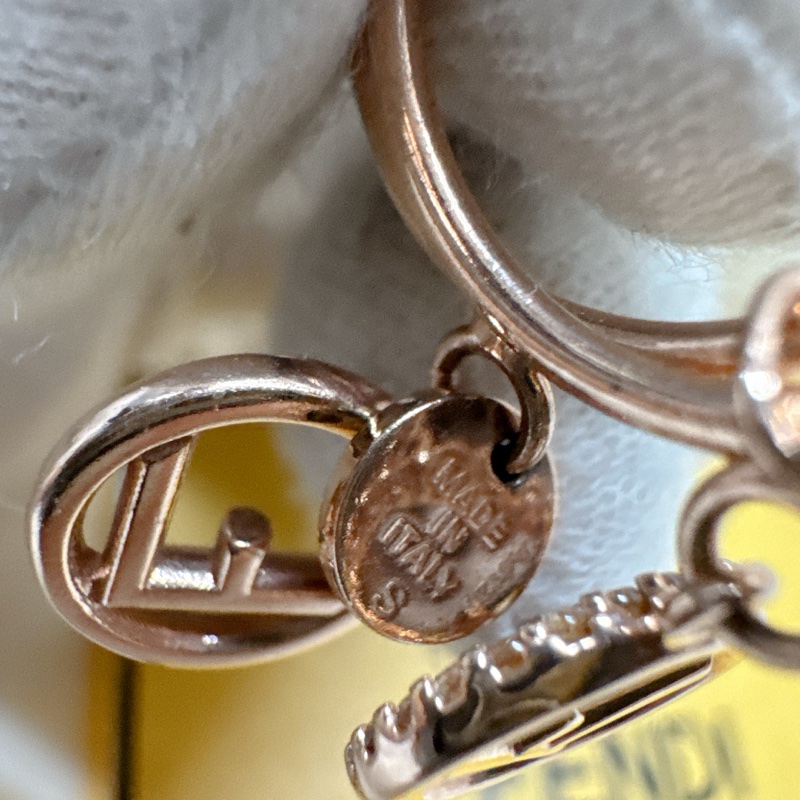 二手正品芬迪F is Fendi玫瑰金鑲鑽雙環戒指 Fendi戒指 Fendi金戒 Fendi配件-8