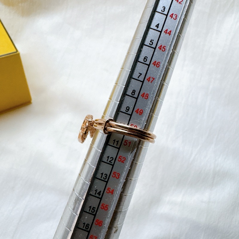 二手正品芬迪F is Fendi玫瑰金鑲鑽雙環戒指 Fendi戒指 Fendi金戒 Fendi配件-9