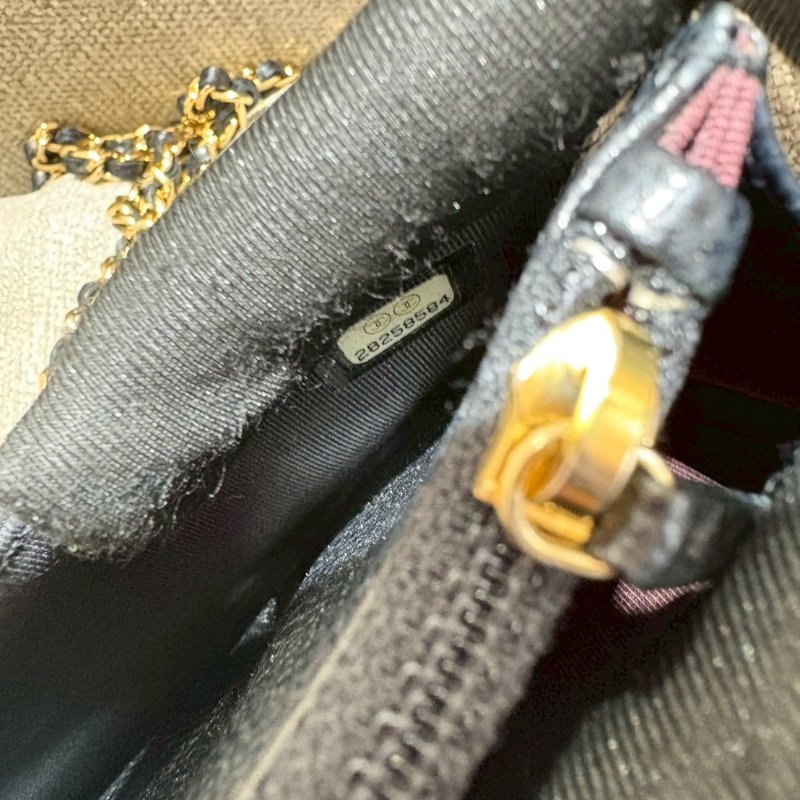 CHANEL WOC 黑金荔枝牛皮菱格紋-24