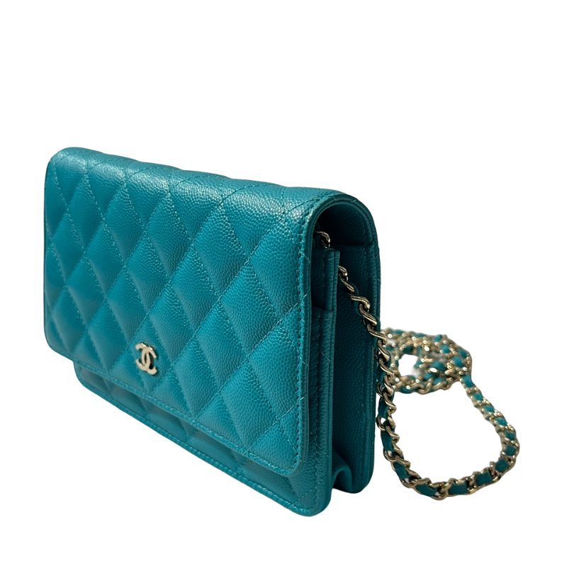 Used CHANEL Calfskin Leather WOC Cross Body Bag Green GHW-1