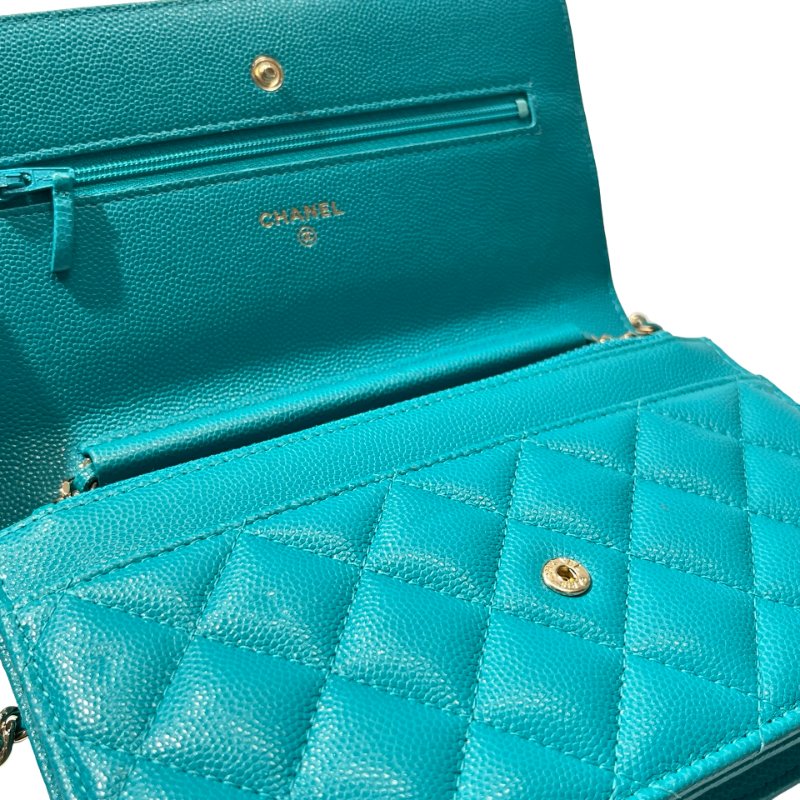 Used CHANEL Calfskin Leather WOC Cross Body Bag Green GHW-10