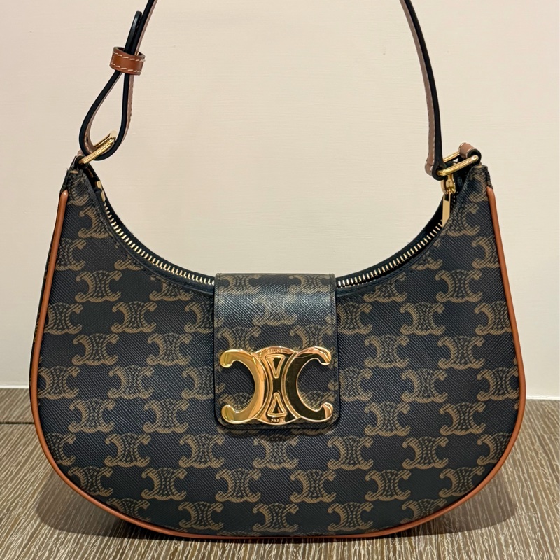 Celine AVA TRIOMPHE老花腋下包-0