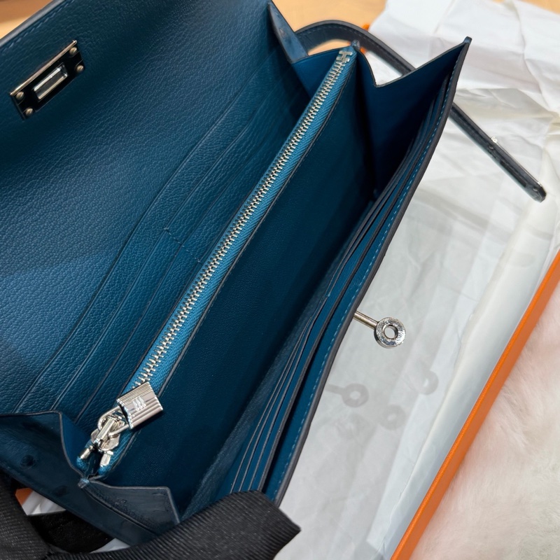 Hermes • Kelly Long 深邃藍鴕鳥皮銀釦長夾 附盒-11