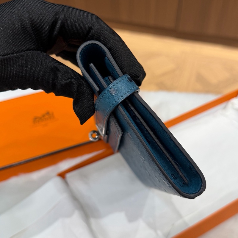 Hermes • Kelly Long 深邃藍鴕鳥皮銀釦長夾 附盒-15