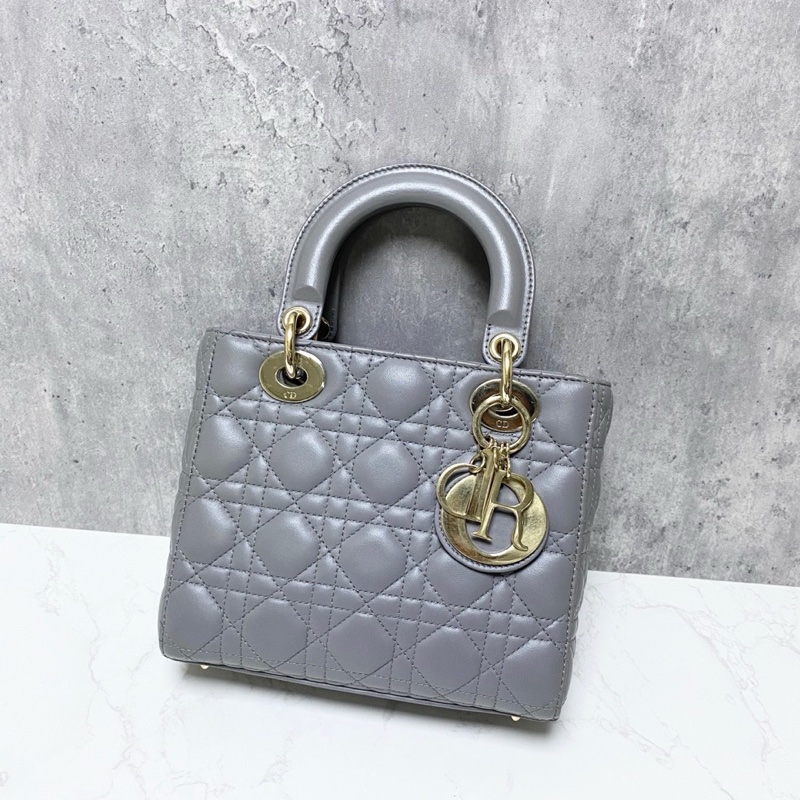 DIOR/迪奧 Lady Dior My ABCDior 灰色羊皮藤格紋四格戴妃包手袋  尺寸：20*17*8  閒置新-1