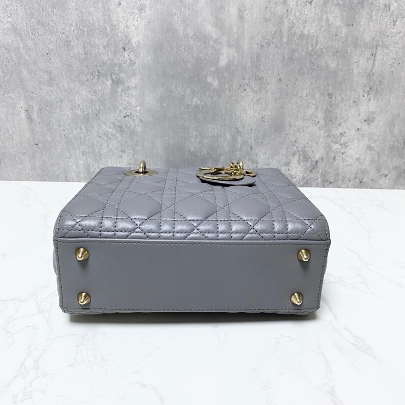 DIOR/迪奧 Lady Dior My ABCDior 灰色羊皮藤格紋四格戴妃包手袋  尺寸：20*17*8  閒置新-4