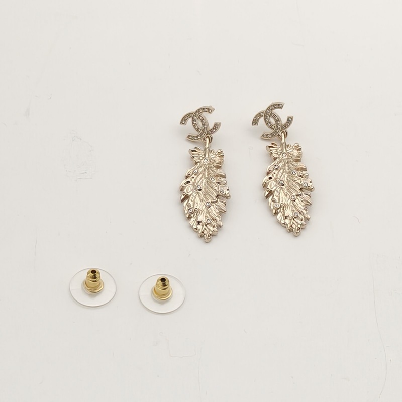 CHANEL 合金25S羽毛吊墜雙C耳釘-2