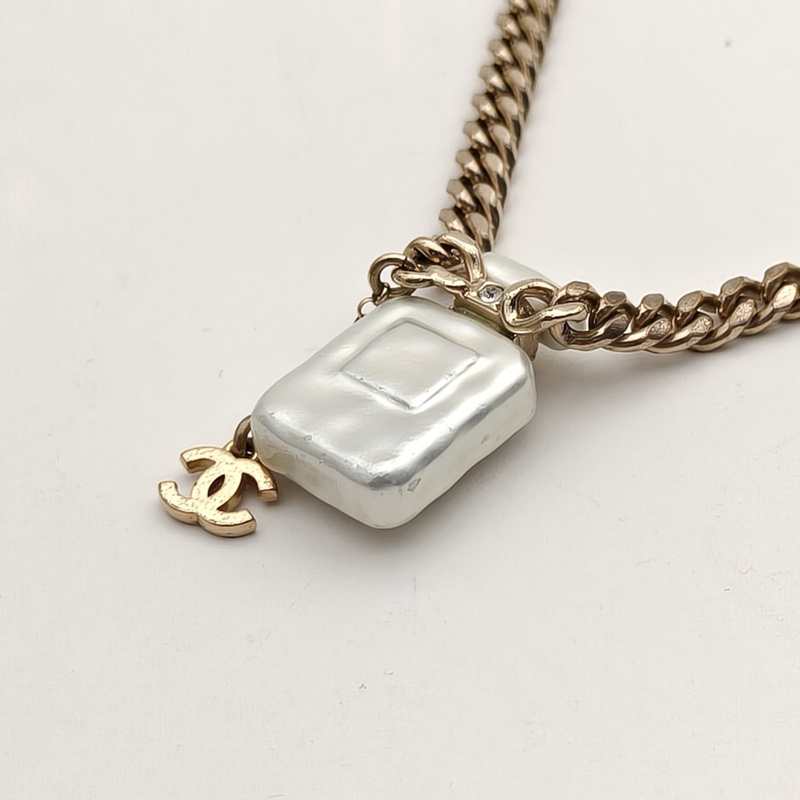CHANEL 合金22S5號香水瓶雙C小logo吊墜-2