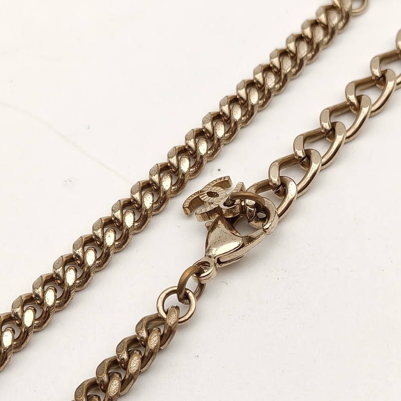 CHANEL 合金22S5號香水瓶雙C小logo吊墜-3