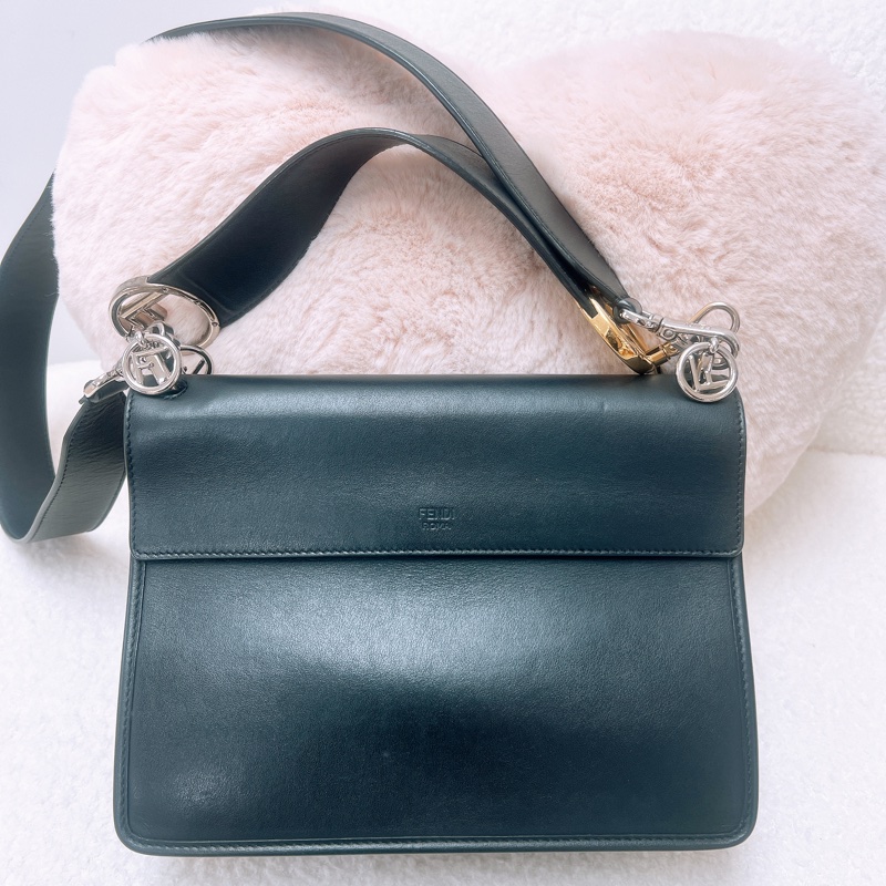 Fendi Kan I 黑色手提斜挎包-5